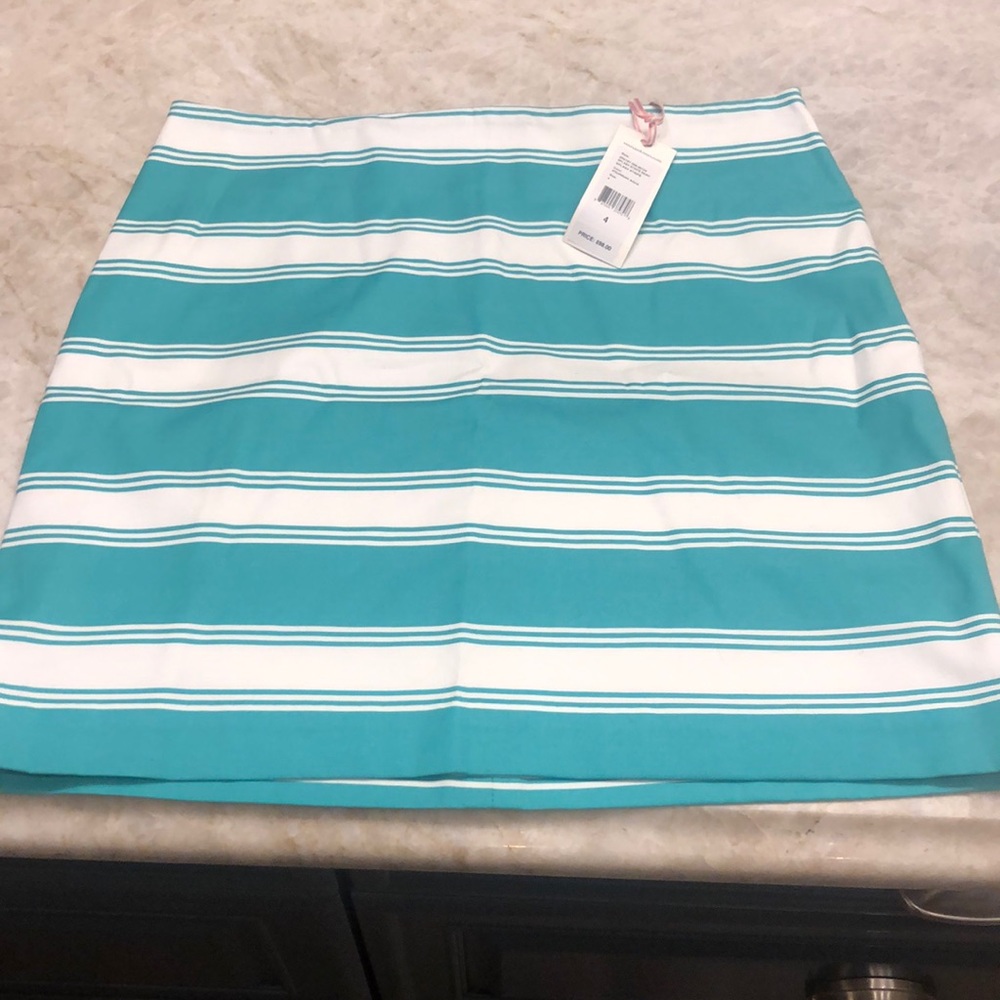 NWT vineyard vine skirt